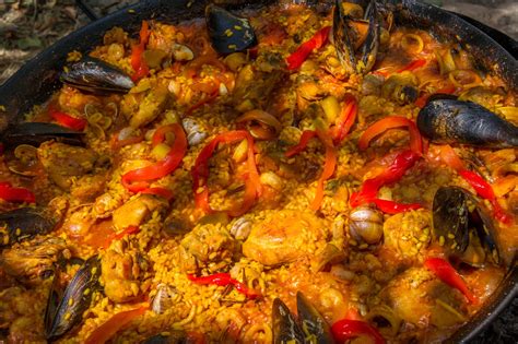  A Taste of Spain: Culinary Journeys Through Andalusian Traditions